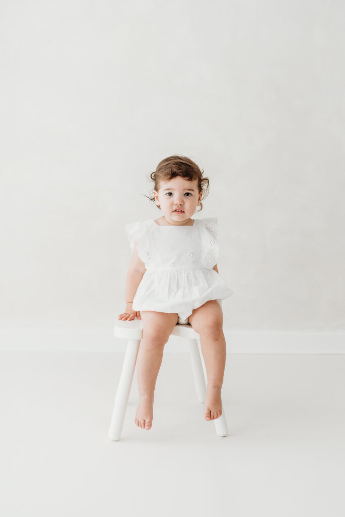 Young girl on her toddler photoshoot